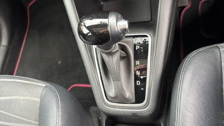 Kia Venga 1.6 4 5dr Auto [6] Petrol Hatchback